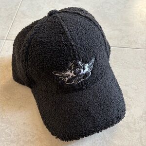 Boys Lie boucle cap NWOT